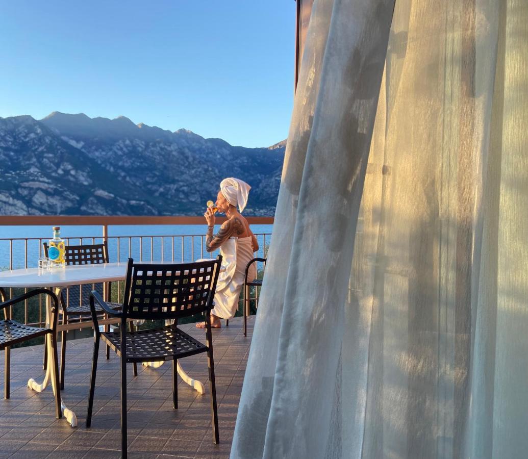 Villa Pifferi Malcesine Bagian luar foto