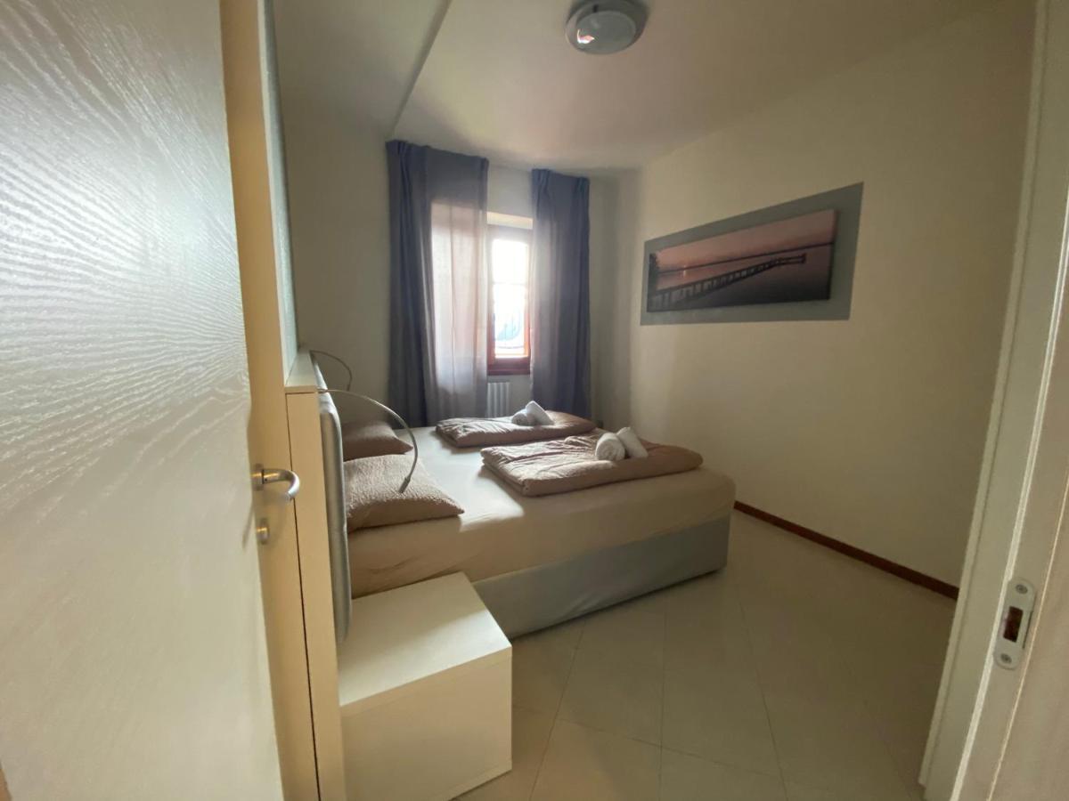 Villa Pifferi Malcesine Bagian luar foto