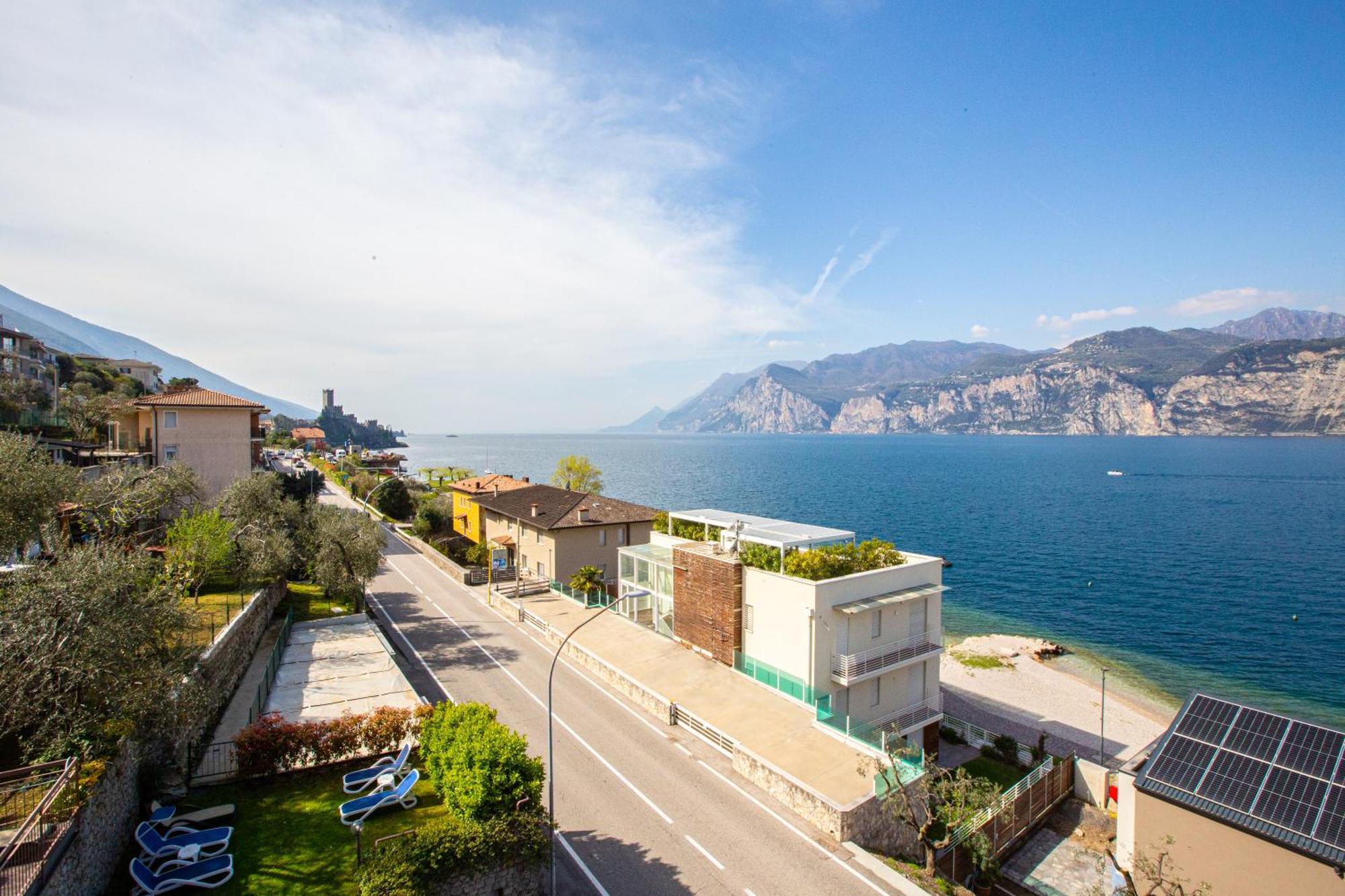 Villa Pifferi Malcesine Bagian luar foto