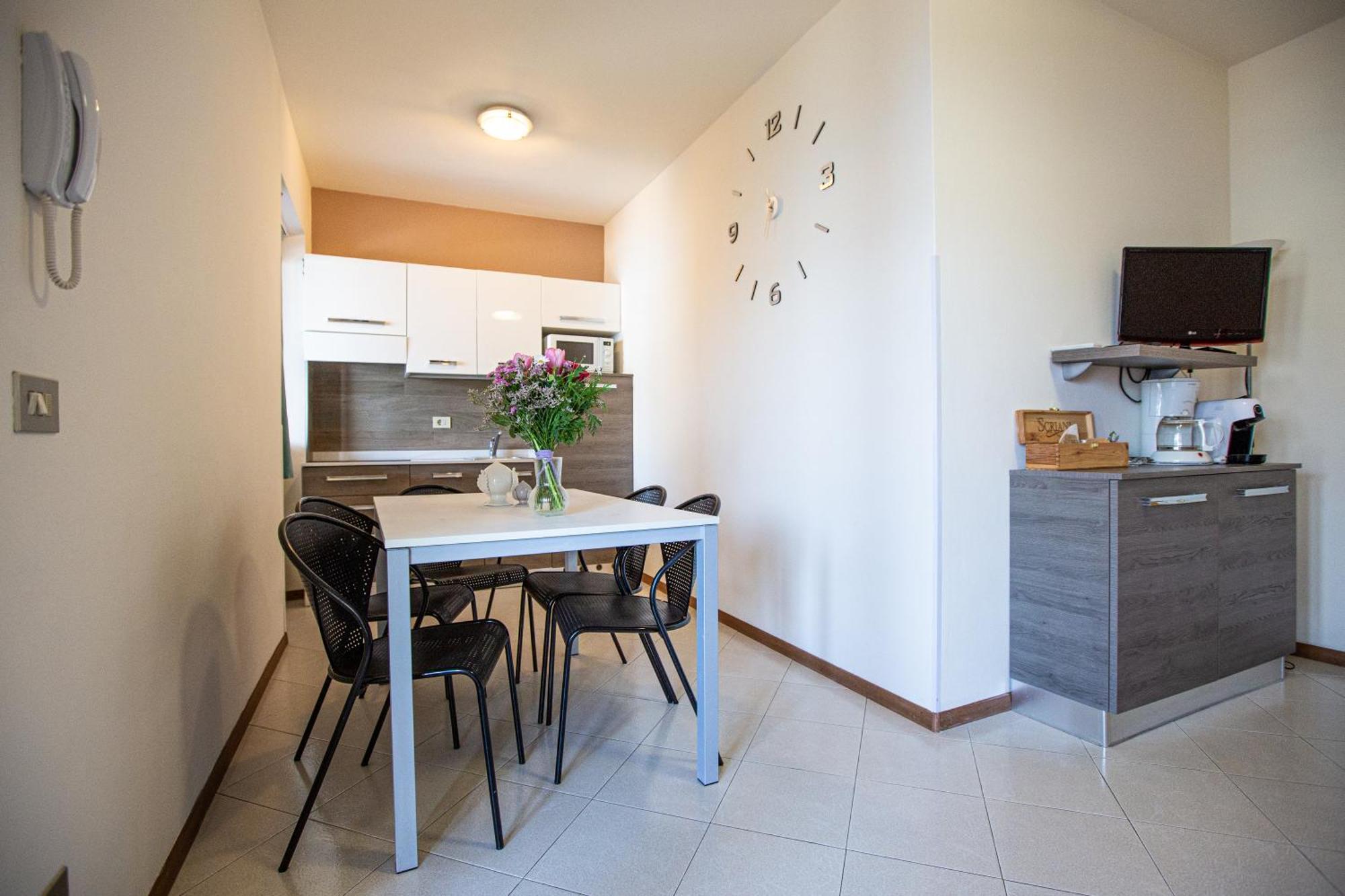 Villa Pifferi Malcesine Bagian luar foto