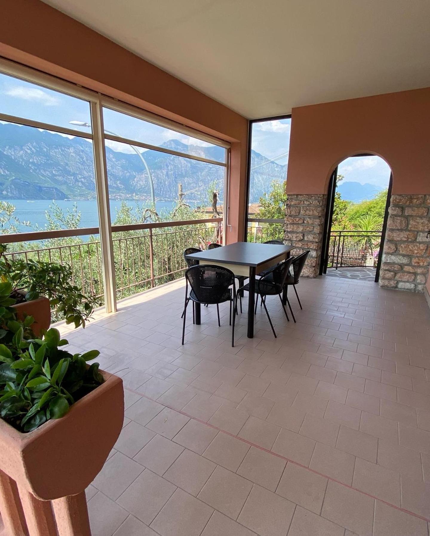 Villa Pifferi Malcesine Bagian luar foto